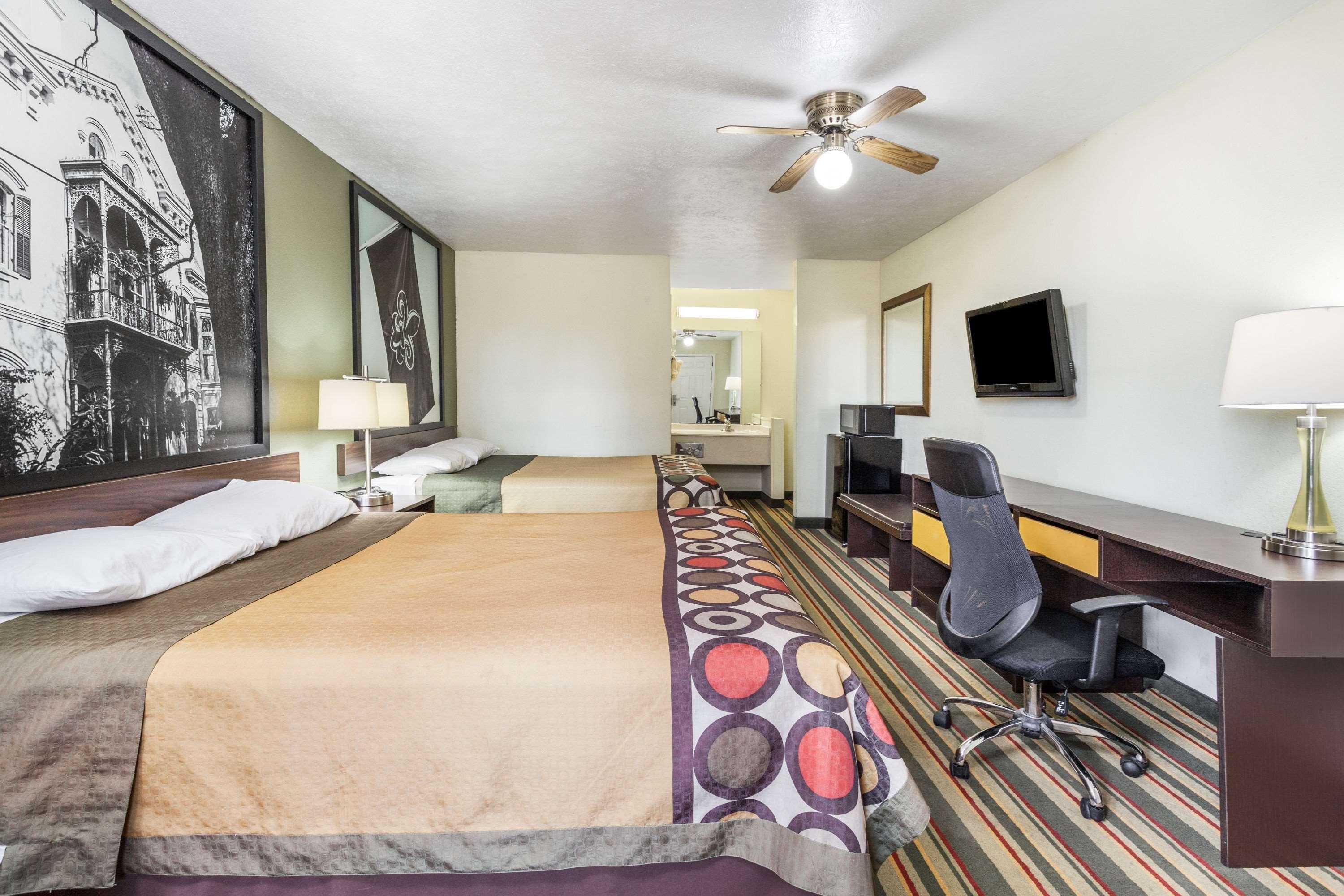 Super 8 By Wyndham Brookhaven Hotel Exterior photo